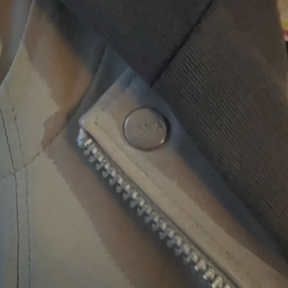 Doma Cream and Gray Leather Jacket - Picture 4 of 11